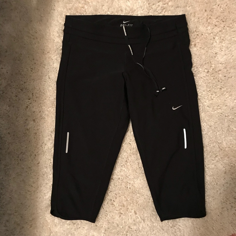 Nike Low Rise Running Capri Sz S